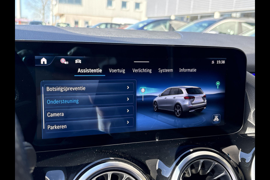 Mercedes-Benz B-Klasse 250 e Star Edition AMG Line | PHEV | Stoelverwarming | Camera | Sportstoelen | Climate control | BTW verrekenbaar