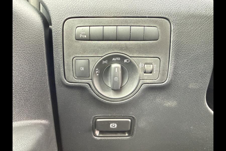 Mercedes-Benz eVito eVito 112 66kWh L2 280km WLTP 96,8% (SOH) Snelladen Climate Control Apple Carplay Stoelverwarming