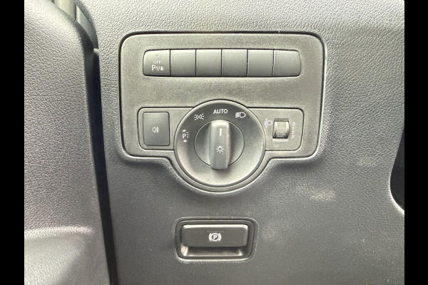 Mercedes-Benz eVito eVito 112 66kWh L2 280km WLTP 96,8% (SOH) Snelladen Climate Control Apple Carplay Stoelverwarming