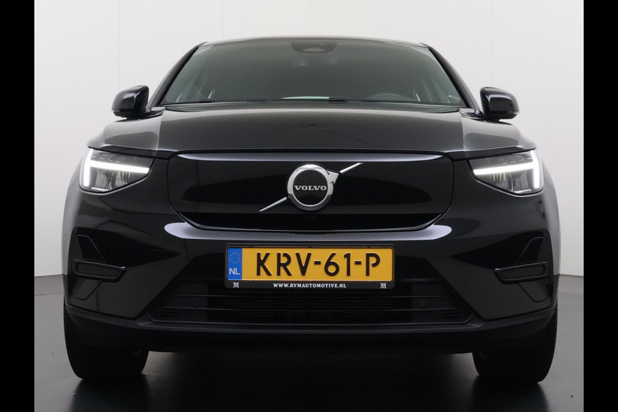 Volvo C40 Single Motor Core 70 kWh VOLVO DEALER ONDERHOUDEN| ACHTERUITRIJCAMERA| PANORAMADAK| STOEL + STUURVERWARMING| RIJKLAARPRIJS INCL. 12 MAANDEN BOVAG GARANTIE|