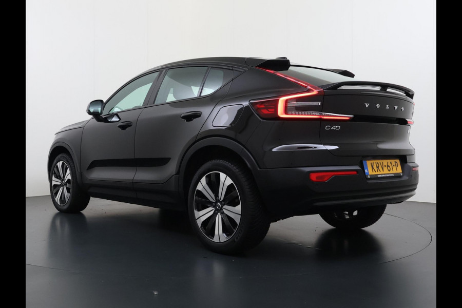 Volvo C40 Single Motor Core 70 kWh VOLVO DEALER ONDERHOUDEN| ACHTERUITRIJCAMERA| PANORAMADAK| STOEL + STUURVERWARMING| RIJKLAARPRIJS INCL. 12 MAANDEN BOVAG GARANTIE|