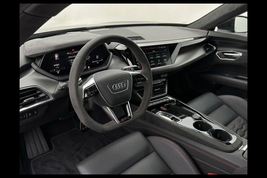 Audi e-tron GT RS 93 kWh 599pk | Panoramadak | Navigatie | Head Up display |Stoelverwaming en ventilatie | RS Design pakket | Laser led koplampen