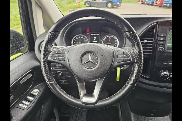 Mercedes-Benz EVITO TOURER PRO L3 90 kWh L3 9 persoons XL WLTP 368 km snelladen clima org NL dubbele schuifdeur carplay BPM-vrij