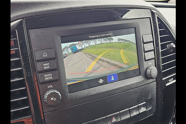 Mercedes-Benz EVITO TOURER PRO L3 90 kWh L3 9 persoons XL WLTP 368 km snelladen clima org NL dubbele schuifdeur carplay BPM-vrij