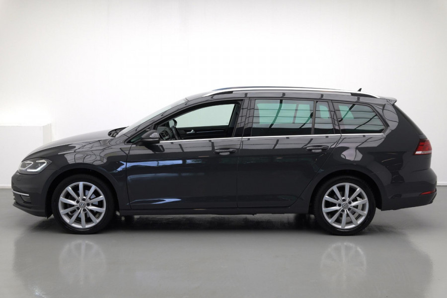 Volkswagen Golf 1.5 TSI Highline Business R |Massage|Carplay|Navi|LED|