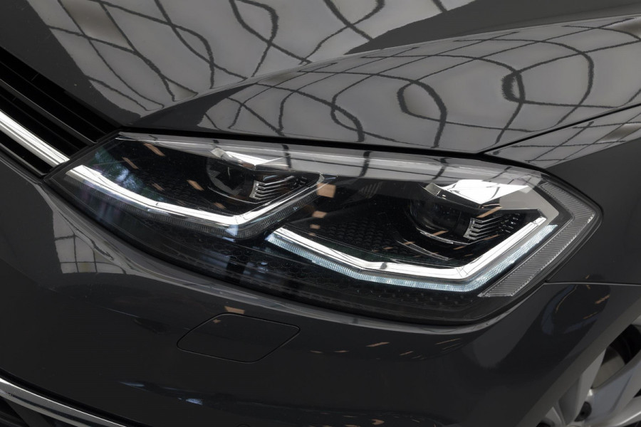 Volkswagen Golf 1.5 TSI Highline Business R |Massage|Carplay|Navi|LED|