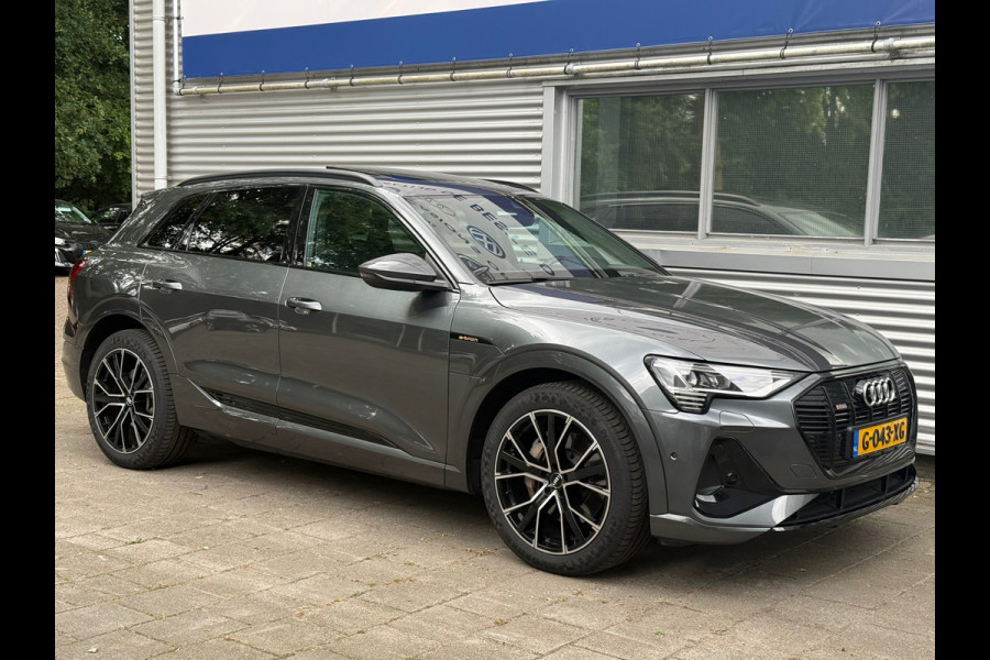 Audi e-tron E-tron 50 quattro Launch edition Black S-Line l Pano l Camera l Trekhaak l