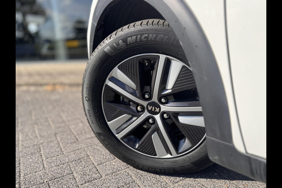 Kia Niro 1.6 GDi Hybrid DynamicLine Sky | Schuifdak | Climate | Adaptive CC | Navi | Camera |