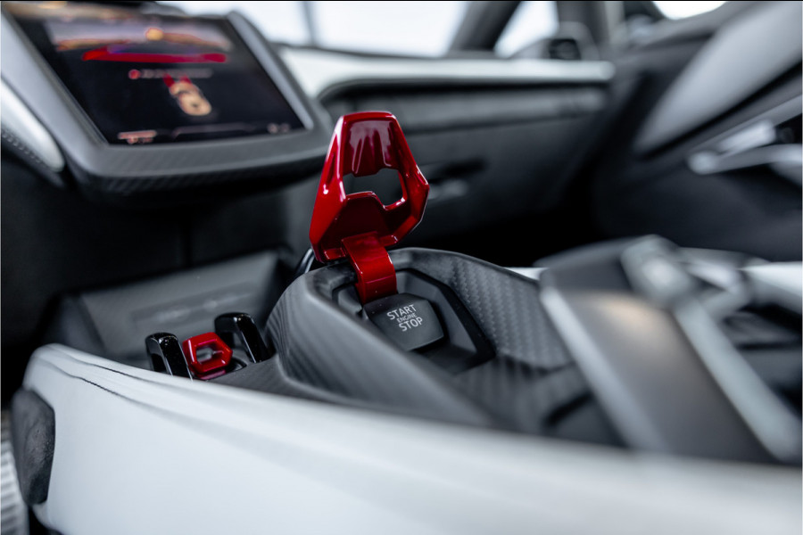Lamborghini Revuelto 6.5 V12 - Nieuwe Auto | Origineel NL | Carbon | Passenger Display