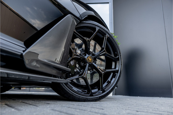 Lamborghini Revuelto 6.5 V12 - Nieuwe Auto | Origineel NL | Carbon | Passenger Display