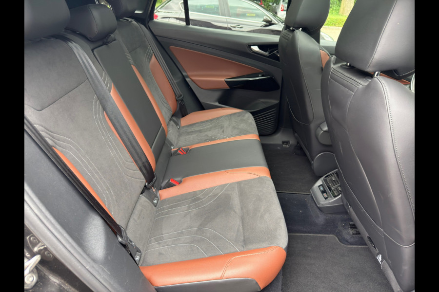 Volkswagen ID.4 Tech 77 kWh l Pano l Camera l VDOH l IZGST l