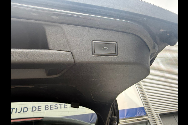 Volkswagen ID.4 Tech 77 kWh l Pano l Camera l VDOH l IZGST l