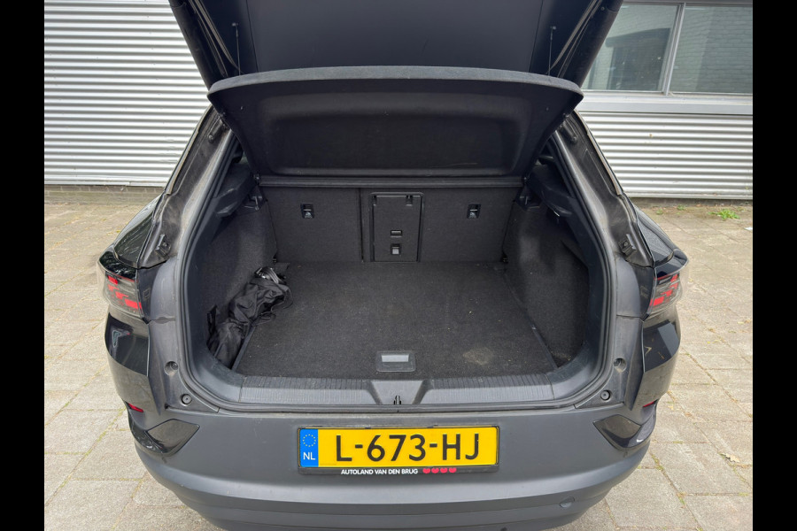 Volkswagen ID.4 Tech 77 kWh l Pano l Camera l VDOH l IZGST l