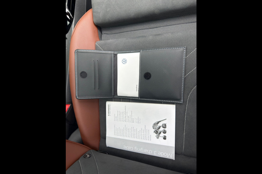 Volkswagen ID.4 Tech 77 kWh l Pano l Camera l VDOH l IZGST l