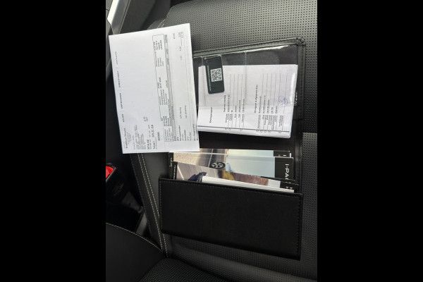 Jaguar I-PACE EV400 First Edition HSE 90 kWh l Performance Stoelen l 22" velgen l Pano l Alcantara Stuur l Camera l Meridian Audio