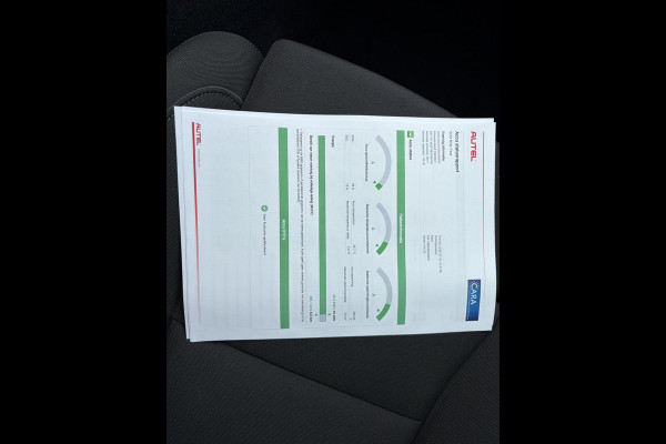 Volvo C40 Recharge Core 69 kWh 26.000 KM | SOH 96% | Panorama | Stoel- & Stuurverwarming | Achteruitrijcamera | Volvo Dealer Onderhouden | All-in incl. 12 mnd BOVAG Garantie |