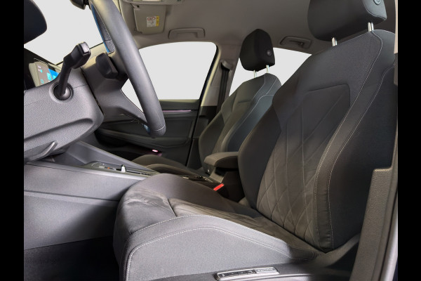 Volkswagen Golf 1.5 eTSI|DSG|H&K Audio|Memory|Massage|Stuur/Stoelverw|ACC