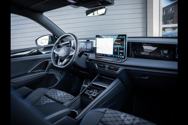 Volkswagen Tiguan 1.5 eHybrid R-Line Edition - Pano l Trekh. l HUD l 360cam