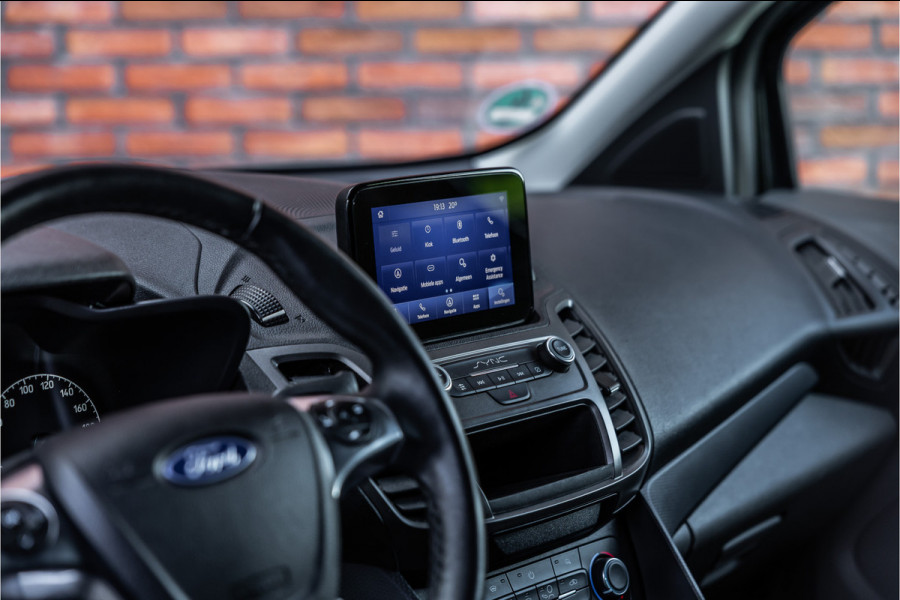 Ford Transit Connect 1.5 EcoBlue L2 | 3-Zitter | Sortimo inrichting | Navigatie | Camera | CarPlay | Stoelverwarming | Airco | MF Stuur | Dealer onderhouden | Nieuwe APK