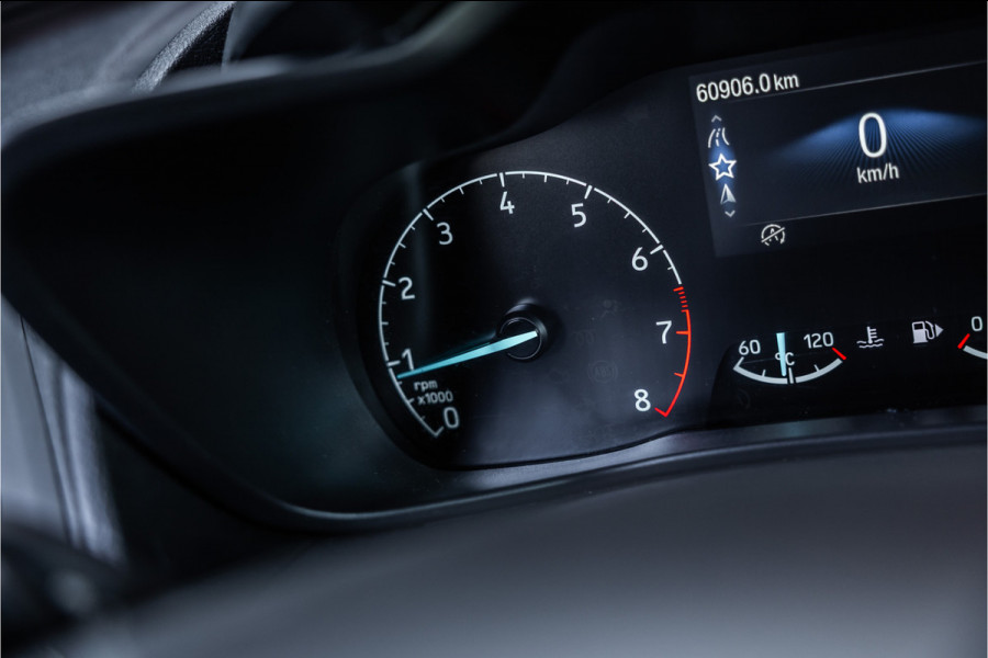 Ford Transit Connect 1.5 EcoBlue L2 | 3-Zitter | Sortimo inrichting | Navigatie | Camera | CarPlay | Stoelverwarming | Airco | MF Stuur | Dealer onderhouden | Nieuwe APK