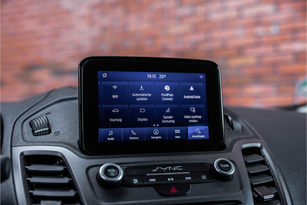 Ford Transit Connect 1.5 EcoBlue L2 | 3-Zitter | Sortimo inrichting | Navigatie | Camera | CarPlay | Stoelverwarming | Airco | MF Stuur | Dealer onderhouden | Nieuwe APK