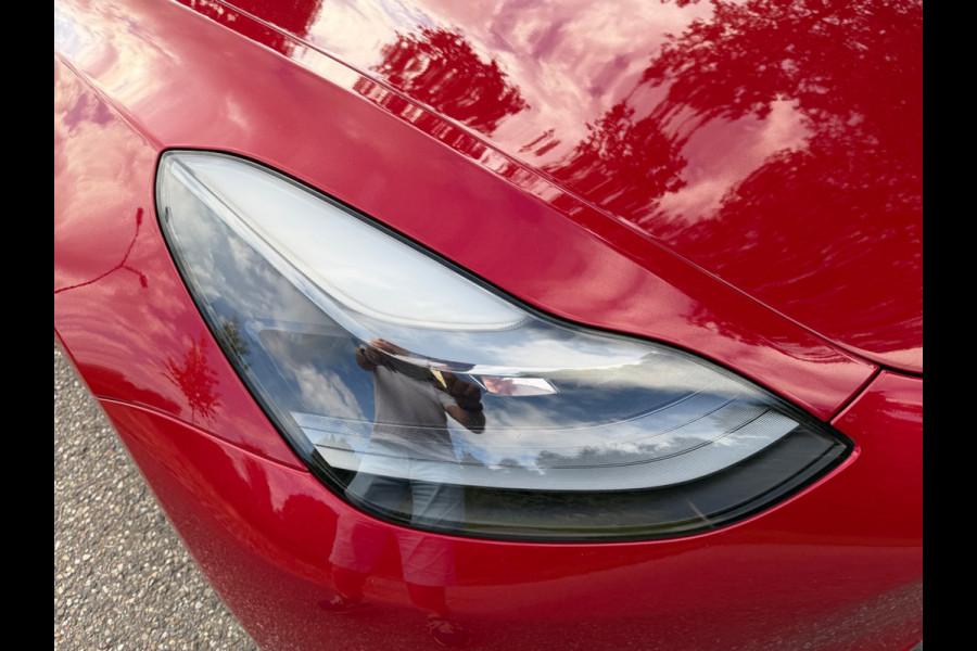 Tesla Model 3 Long Range AWD 75 kWh, panoramadak, leder, nieuwstaat! Origineel NL auto met nap