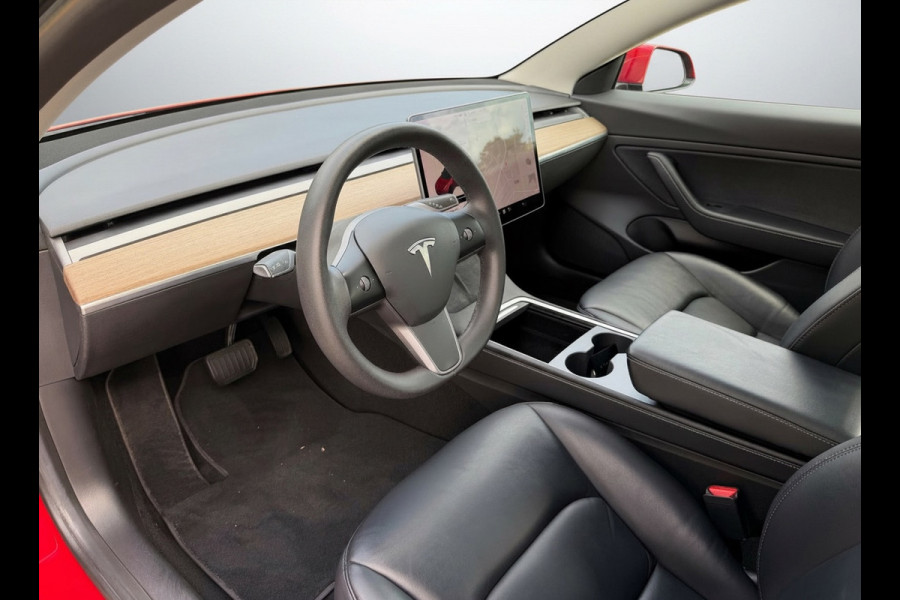 Tesla Model 3 Long Range AWD 75 kWh, panoramadak, leder, nieuwstaat! Origineel NL auto met nap