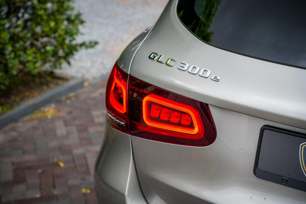 Mercedes-Benz GLC 300e 4MATIC Business Solution AMG Adapt. cruise 360Cam Trekhaak