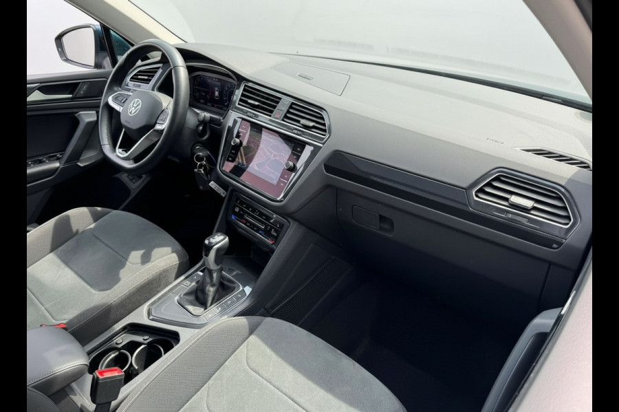 Volkswagen Tiguan TSI 245PK HYBRIDE DSG ELEGANCE VIRTUAL/NAVI/SFEERVERL./PANORAMADAK