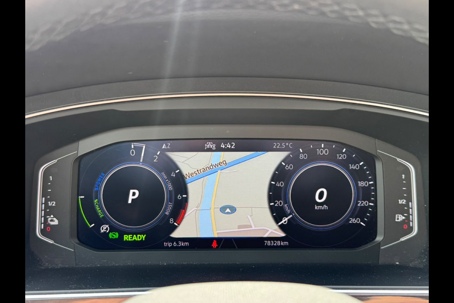 Volkswagen Tiguan TSI 245PK HYBRIDE DSG ELEGANCE VIRTUAL/NAVI/SFEERVERL./PANORAMADAK