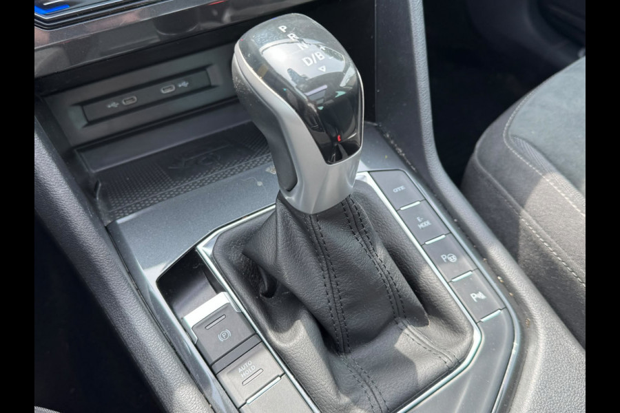 Volkswagen Tiguan TSI 245PK HYBRIDE DSG ELEGANCE VIRTUAL/NAVI/SFEERVERL./PANORAMADAK