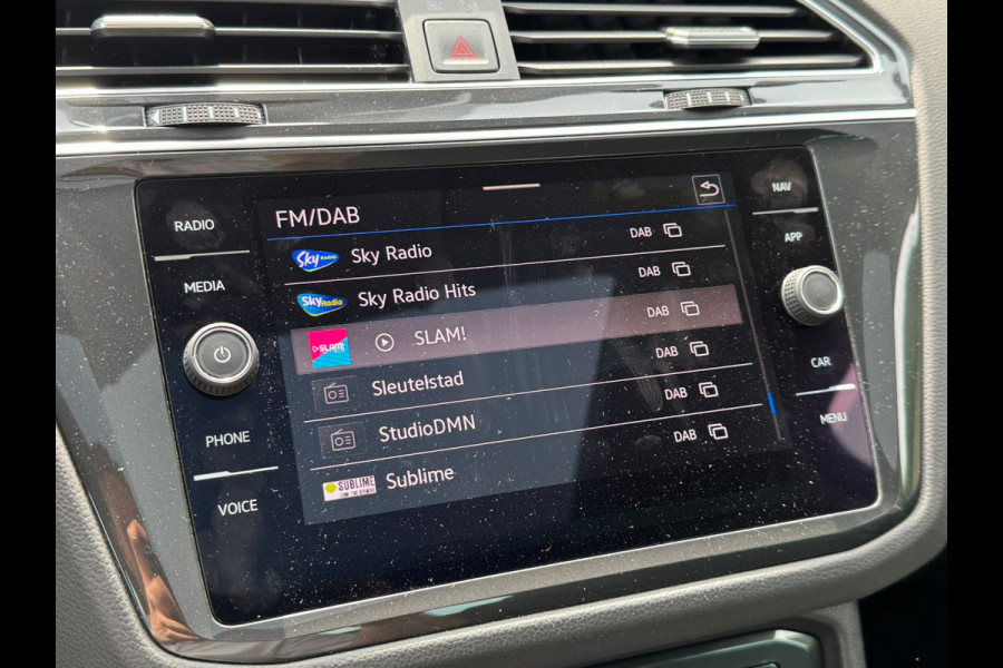 Volkswagen Tiguan TSI 245PK HYBRIDE DSG ELEGANCE VIRTUAL/NAVI/SFEERVERL./PANORAMADAK