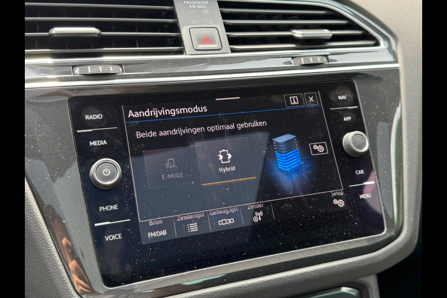 Volkswagen Tiguan TSI 245PK HYBRIDE DSG ELEGANCE VIRTUAL/NAVI/SFEERVERL./PANORAMADAK