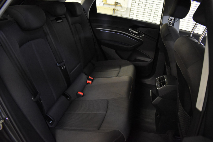 Audi e-tron 50 QUATTRO BUSINESS EDITION 71 kWh CAMERA/MEMORY/LUCHTVERING/SOH94%