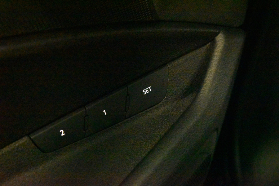 Audi e-tron 50 QUATTRO BUSINESS EDITION 71 kWh CAMERA/MEMORY/LUCHTVERING/SOH94%