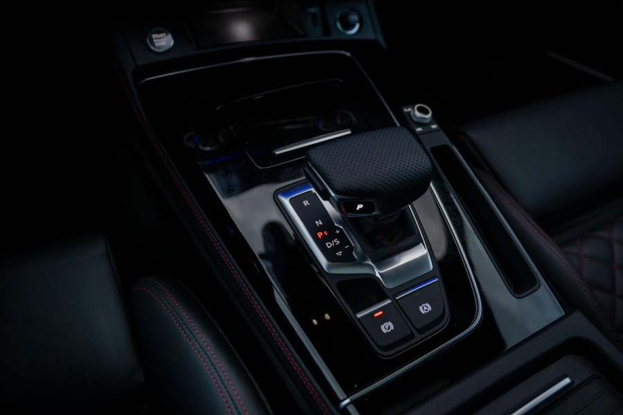 Audi Q5 55 TFSI e S-Line Competition Massage Luchtvering