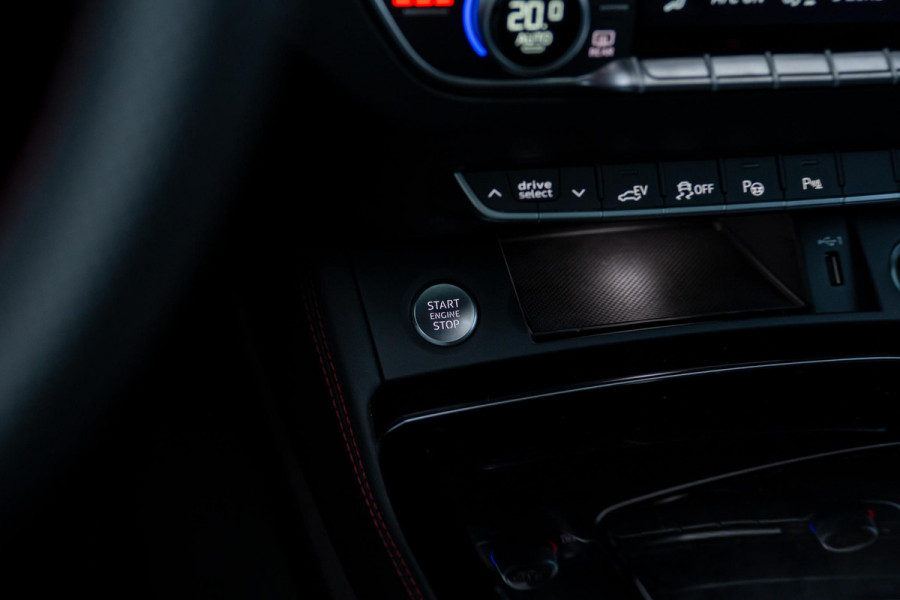 Audi Q5 55 TFSI e S-Line Competition Massage Luchtvering