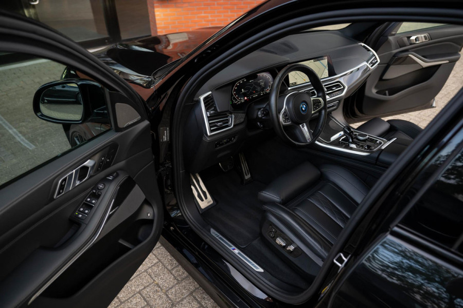 BMW X5 xDrive45e M-Sport 4-Wielsturing Carbon CoPilot VOL