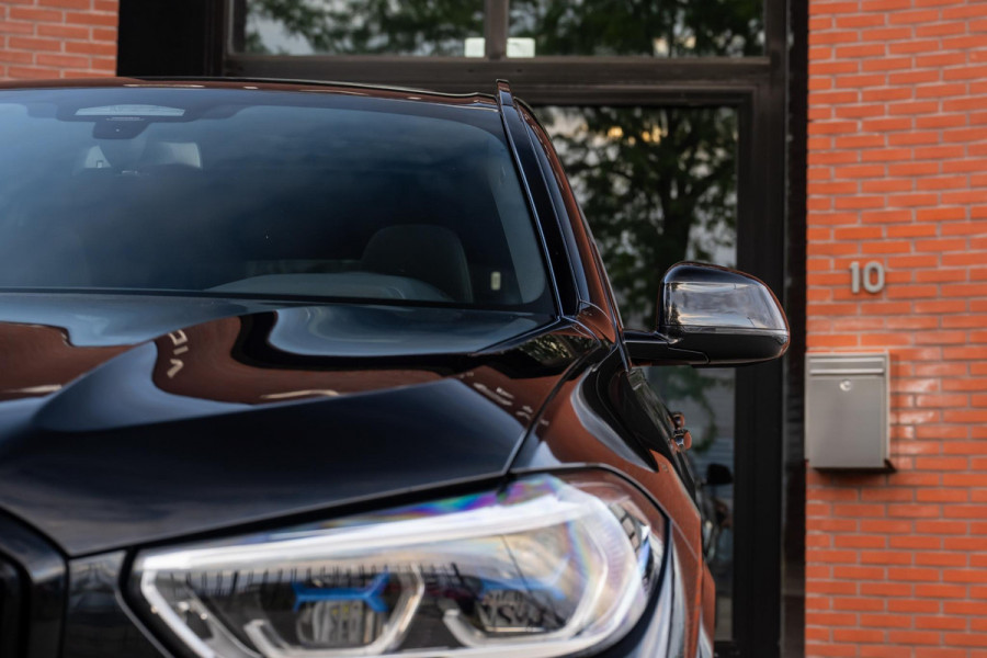BMW X5 xDrive45e M-Sport 4-Wielsturing Carbon CoPilot VOL