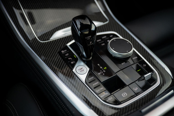 BMW X5 xDrive45e M-Sport 4-Wielsturing Carbon CoPilot VOL