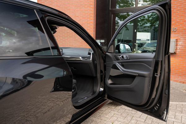 BMW X5 xDrive45e M-Sport 4-Wielsturing Carbon CoPilot VOL