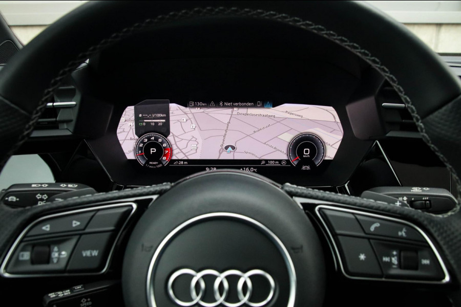 Audi A3 Limousine 35 1.5 TFSI S Edition One S-line 150pk S-Tronic Lederen kuipstoelen|Virtual Cockpit|Panoramadak|LED Matrix|Black