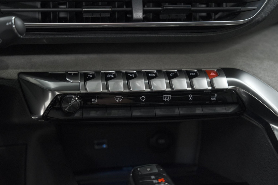 Peugeot 3008 1.6 HYbrid4 300 Blue Lease GT | Adaptieve Cruise Control | Trekhaak | Alcantara Bekleding | Panoramadak