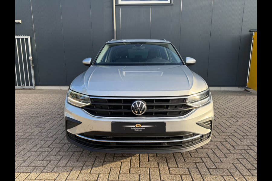 Volkswagen Tiguan 1.5 TSI 150pk DSG Life * Side Assist * Carplay * Parkeersensoren * Adaptieve Cruise Control *