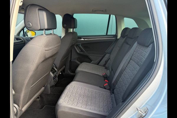 Volkswagen Tiguan 1.5 TSI 150pk DSG Life * Side Assist * Carplay * Parkeersensoren * Adaptieve Cruise Control *