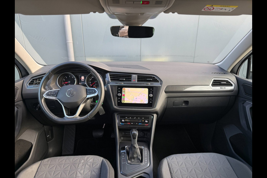 Volkswagen Tiguan 1.5 TSI 150pk DSG Life * Side Assist * Carplay * Parkeersensoren * Adaptieve Cruise Control *