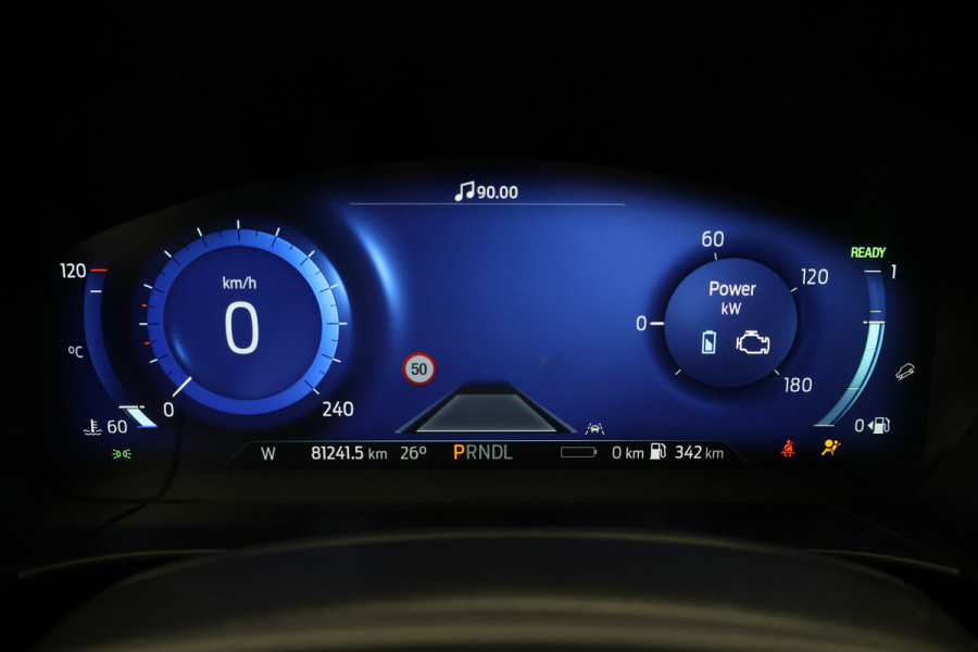 Ford Kuga 2.5 PHEV ST-Line Winter Pack, Head-Up, ACC, Camera, Apple Carplay, LED, 18"