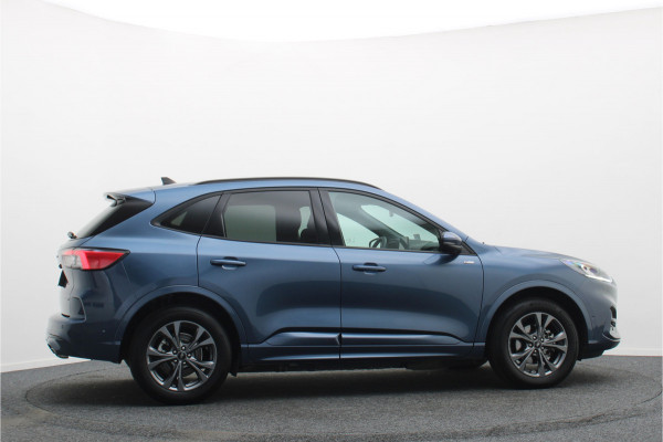 Ford Kuga 2.5 PHEV ST-Line Winter Pack, Head-Up, ACC, Camera, Apple Carplay, LED, 18"