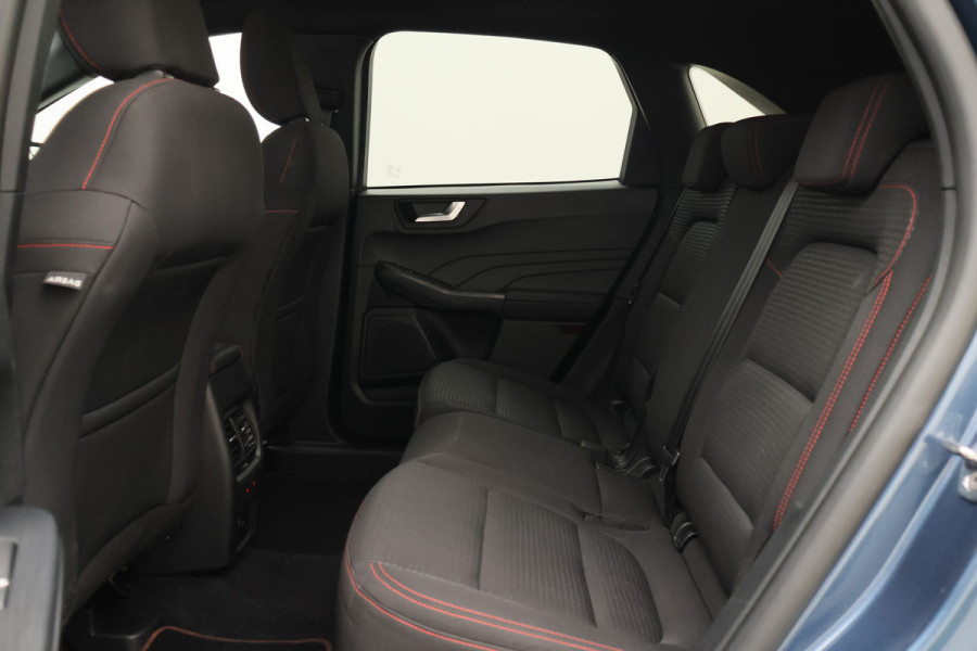 Ford Kuga 2.5 PHEV ST-Line Winter Pack, Head-Up, ACC, Camera, Apple Carplay, LED, 18"