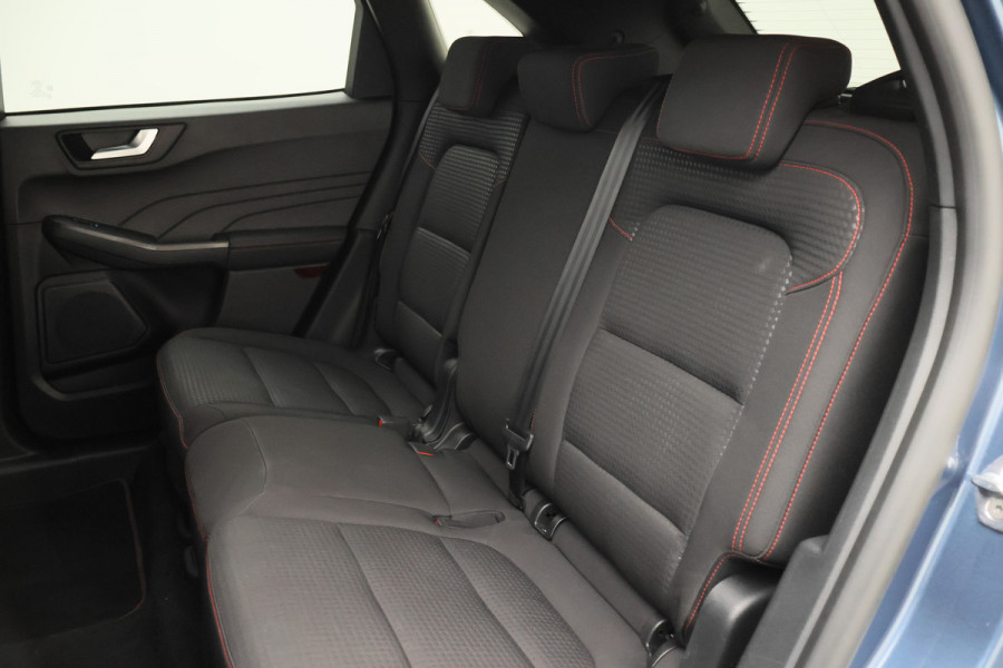 Ford Kuga 2.5 PHEV ST-Line Winter Pack, Head-Up, ACC, Camera, Apple Carplay, LED, 18"